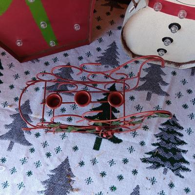 TIN PRE-LIT SNOWMAN AND PRESENT PLUS METAL SLEIGH