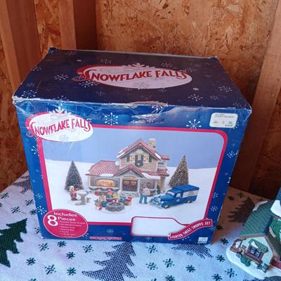 2 CHRISTMAS VILLAGE BUILDINGS & GEORGE BAILEY'S CAR