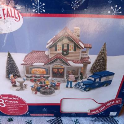 2 CHRISTMAS VILLAGE BUILDINGS & GEORGE BAILEY'S CAR