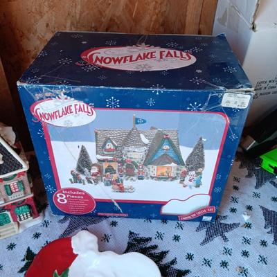 2 CHRISTMAS VILLAGE BUILDINGS, ANGEL TREE TOPPER, CANDLES AND PLATE