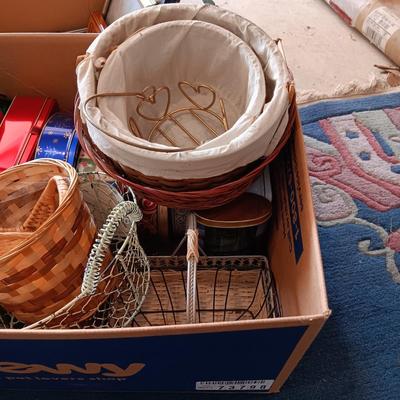 PICTURE FRAMES, BASKETS AND TINS