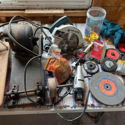 Random lot of tools