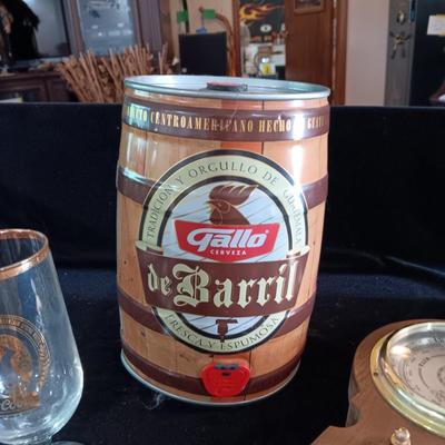 SEALED GALLO DE BARRIL & CAN OF JR BEER, BAROMETER AND COORS GLASS