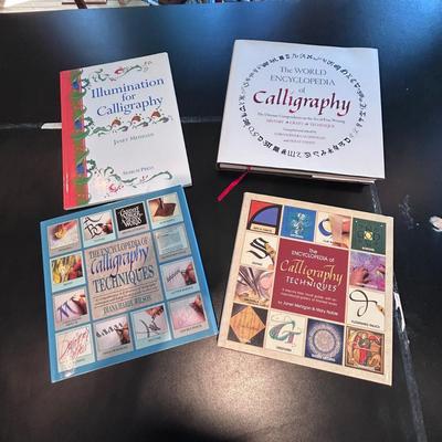 Books on Calligraphy (2R-BB)