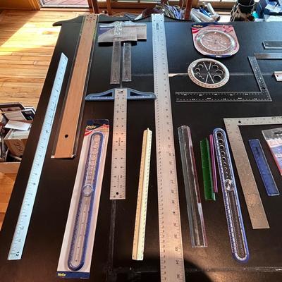 T-Squares, Rulers and More Measuring Devices (2R-BB)