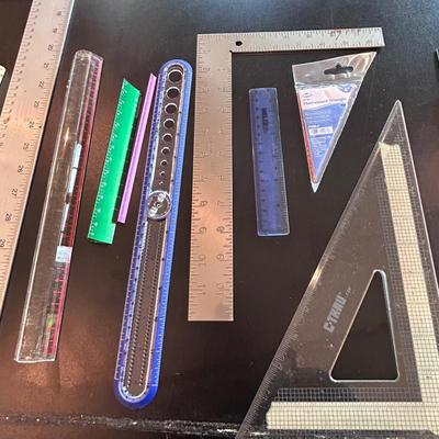 T-Squares, Rulers and More Measuring Devices (2R-BB)