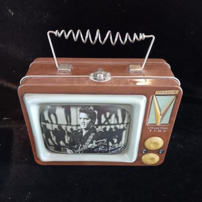 ELVIS GOLD COMMEMORATIVE COLLECTOR CARDS AND METAL BOX