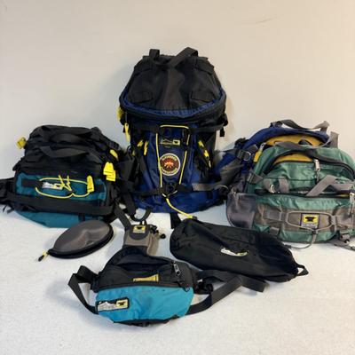 MountainSmith Packs and Accessories (C-TF)