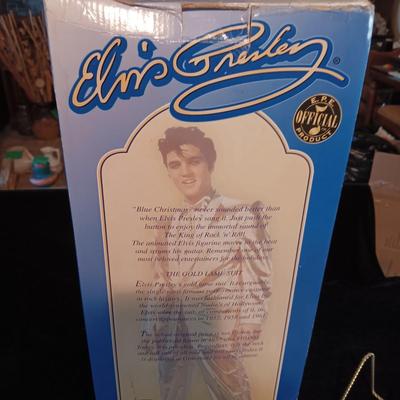 ANIMATED ELVIS PRESLEY AND 2 COLLECTORS PLATES