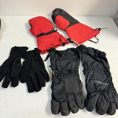 Gloves, Gaiters, and More Cold Weather Gear (C-TF)