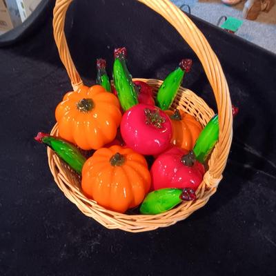 GLASS VEGETABLES IN A BASKET (1)