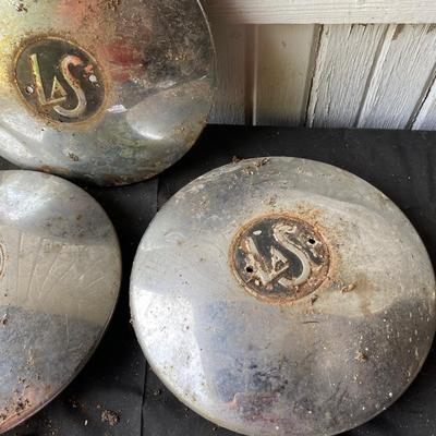 La Salle Hubcaps