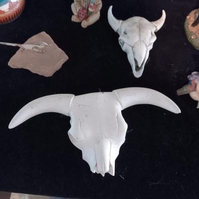 VARIETY OF KNICK KNACKS