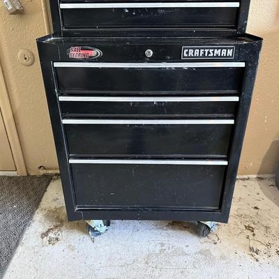 CRAFTSMAN 2 PIECE LOCKING TOOL CHEST ON CASTERS