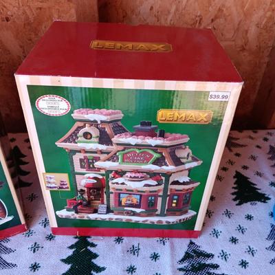 2 LEMAX CHRISTMAS VILLAGE BUILDINGS