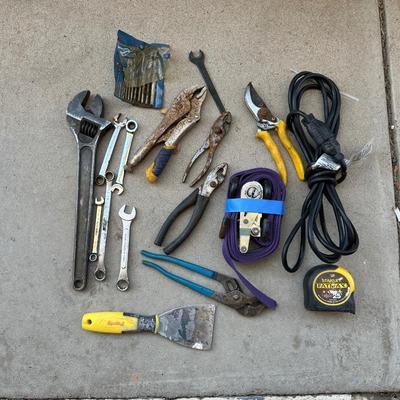 VARIOUS HAND TOOLS