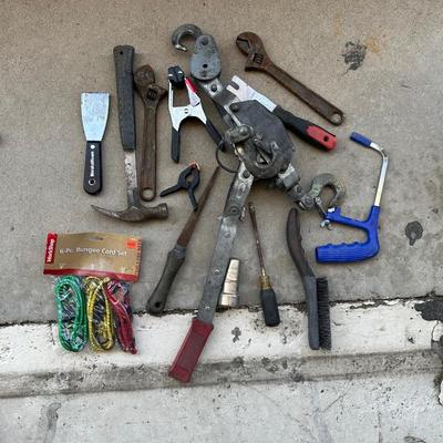 COME ALONG, BUNGEES AND HAND TOOLS
