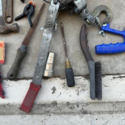 COME ALONG, BUNGEES AND HAND TOOLS