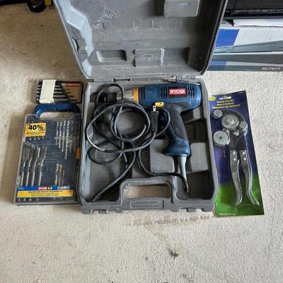 RYOBI DRILL IN CASE, DRILL BITS & TUBING PIPE BENDER
