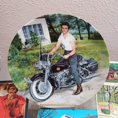 METAL ELVIS LUNCH BOX, T-SHIRT MEDIUM, POSTCARDS & PLATE