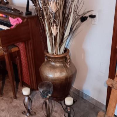 LARGE PLASTER FLOOR VASE WITH FOLIAGE AND METAL CANDLE HOLDERS