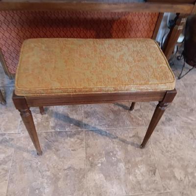 KIMBALL SWINGER 700 ELECTRIC ORGAN WITH BENCH