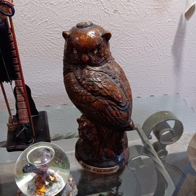 OWL & BEAR STATUE, EAGLE SNOWGLOBE & MORE