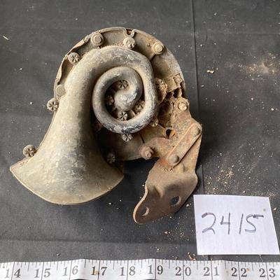 Vintage Snail Horn