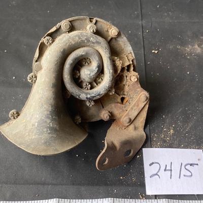 Vintage Snail Horn