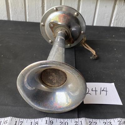 Vintage Chrome Horn