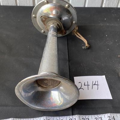 Vintage Chrome Horn