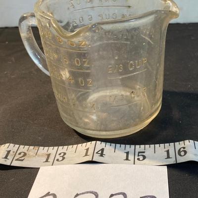 Federal Glass 3 Spout 8 oz Measuring Cup