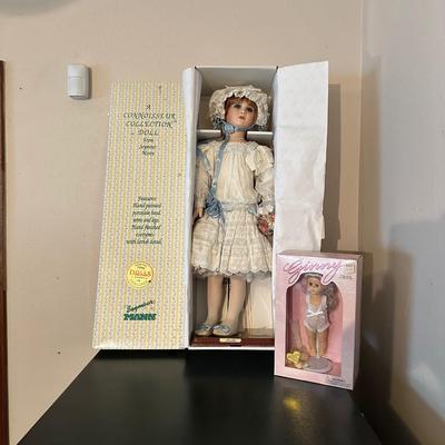 SEYMOUR MANN 27" PORCELAIN DOLL WITH NIB GINNY DOLL