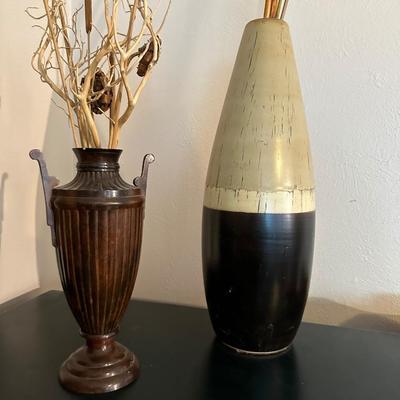 2 MATCHING VASES WITH 1 METAL VASE