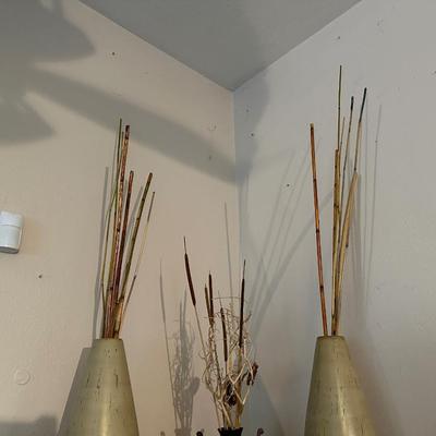2 MATCHING VASES WITH 1 METAL VASE
