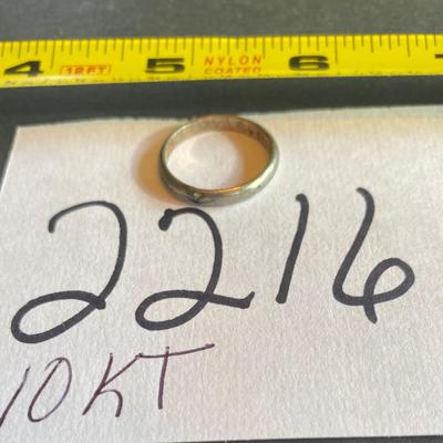 10 KT Gold Band