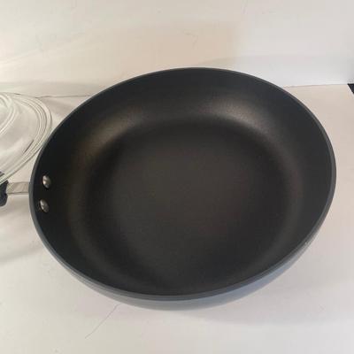 Lot 30. Anolon Fry Pan with Lid