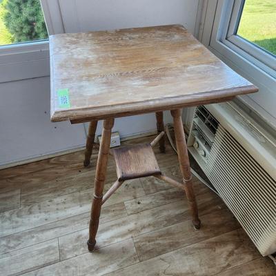 Antique Wood Table 20x20x27