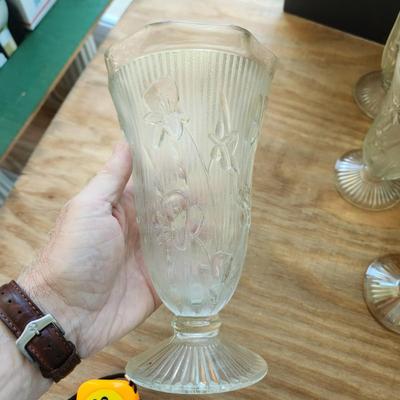 Lot of 8 Iris Herringbone Vases 6 Clear 2 iridescent