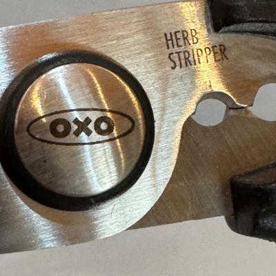 Cuisinart, William Sonoma, Oxo, and More Kitchen Tools and Accessories (K-DZ)