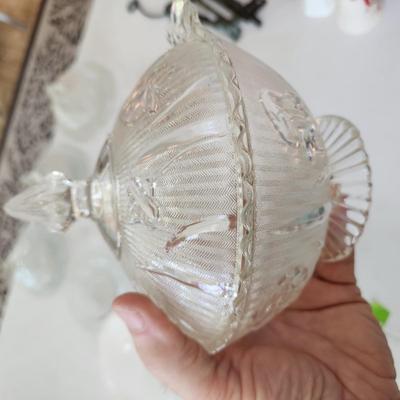 Lot of Iris Herringbone Bowls