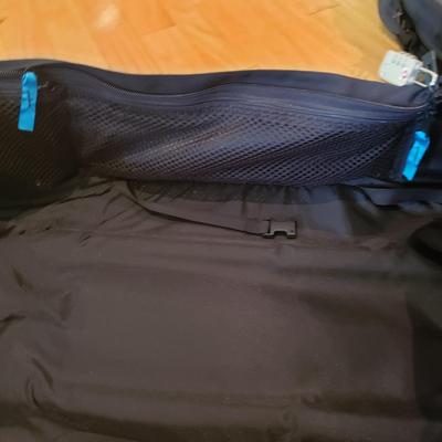 Four Eagle Creek Travel Rolling/Conversion Bags (LLR-KD)