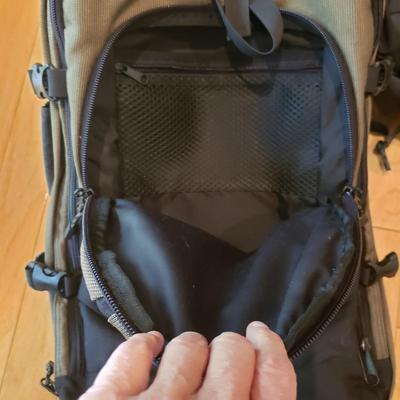 Four Eagle Creek Travel Rolling/Conversion Bags (LLR-KD)