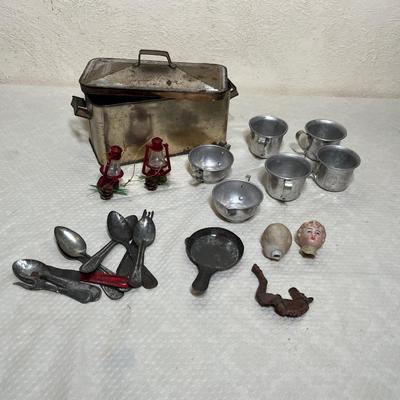 Lot 371 Assorted Childrens toys