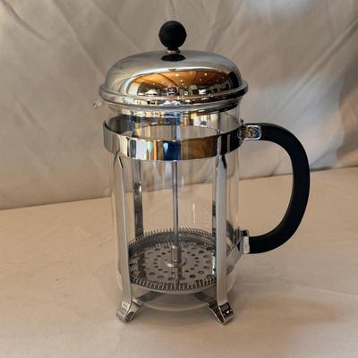 DeLonghi Caffe Elite Coffee Maker, Mr. Coffee Thermal Carafe, and a French Press (K-DZ)