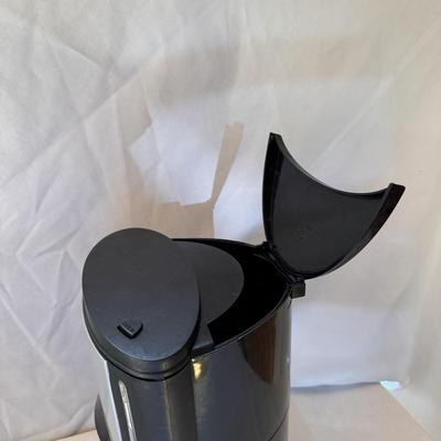 DeLonghi Caffe Elite Coffee Maker, Mr. Coffee Thermal Carafe, and a French Press (K-DZ)