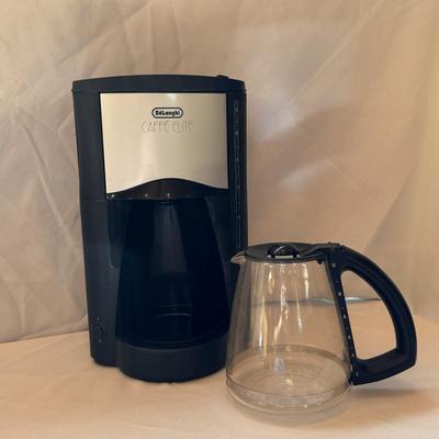 DeLonghi Caffe Elite Coffee Maker, Mr. Coffee Thermal Carafe, and a French Press (K-DZ)