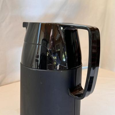 DeLonghi Caffe Elite Coffee Maker, Mr. Coffee Thermal Carafe, and a French Press (K-DZ)