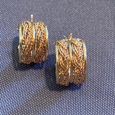 Pair of 18k Gold Earrings