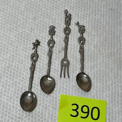 Lot 390 Italian Silver Plate